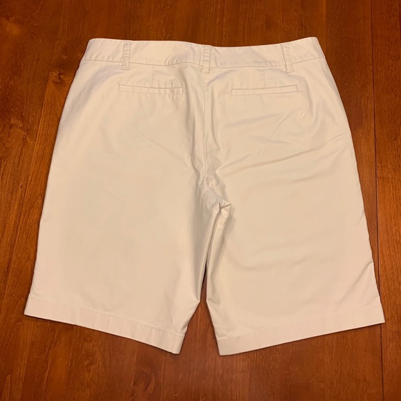 Ann Taylor Shorts - Picture 4 of 4